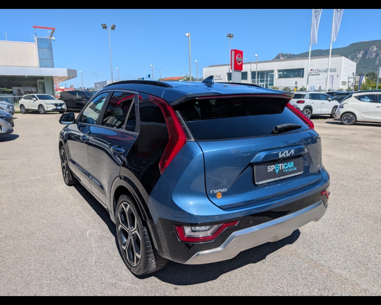 Foto KIA Niro 1.6 gdi hev Evolution dct6
