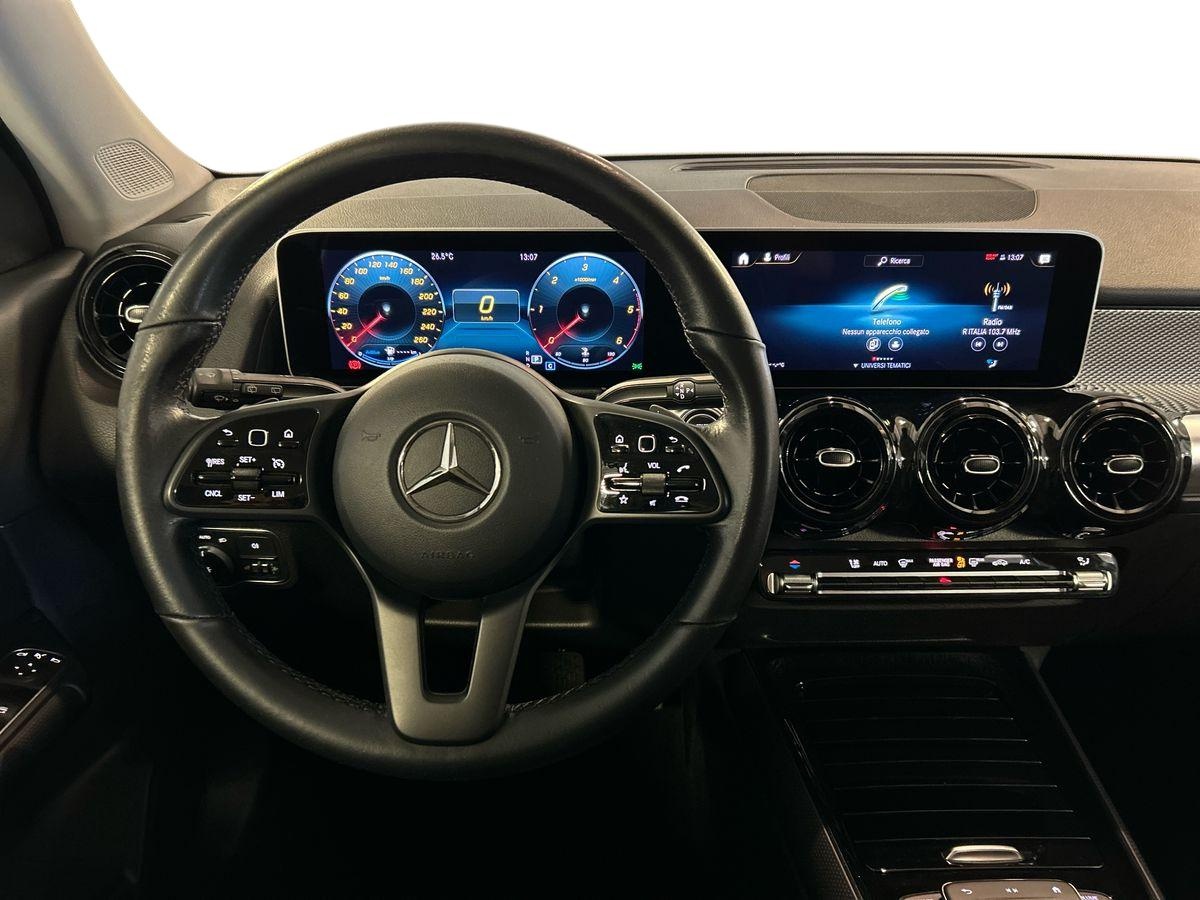 Mercedes GLB GLB 200 D Business 8G-DCT - 11