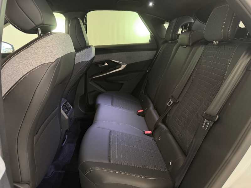 Nuovo 3008 Allure - Hybrid 136 E-dcs6