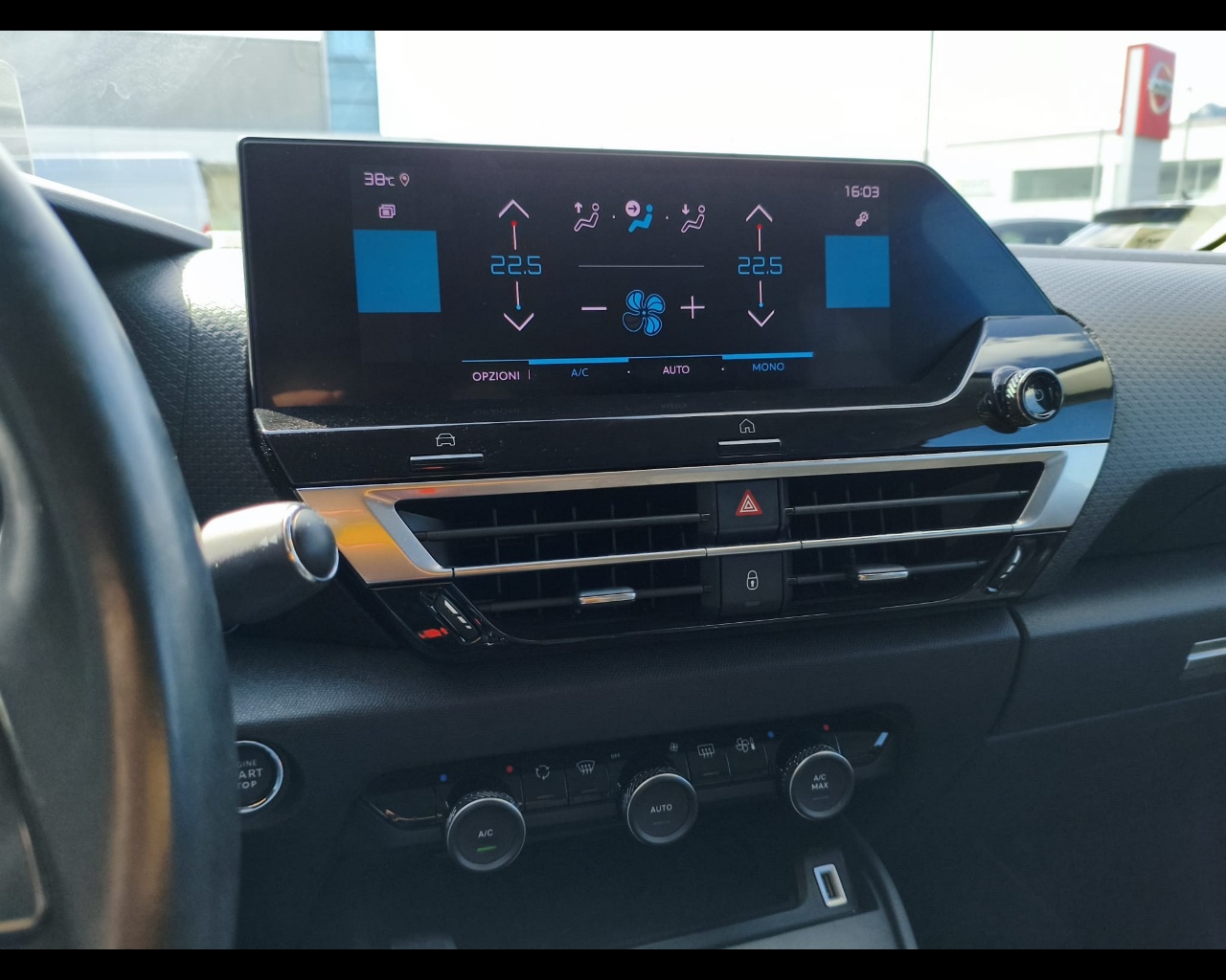 Foto CITROEN C4 1.5 bluehdi Shine s&s 130cv eat8