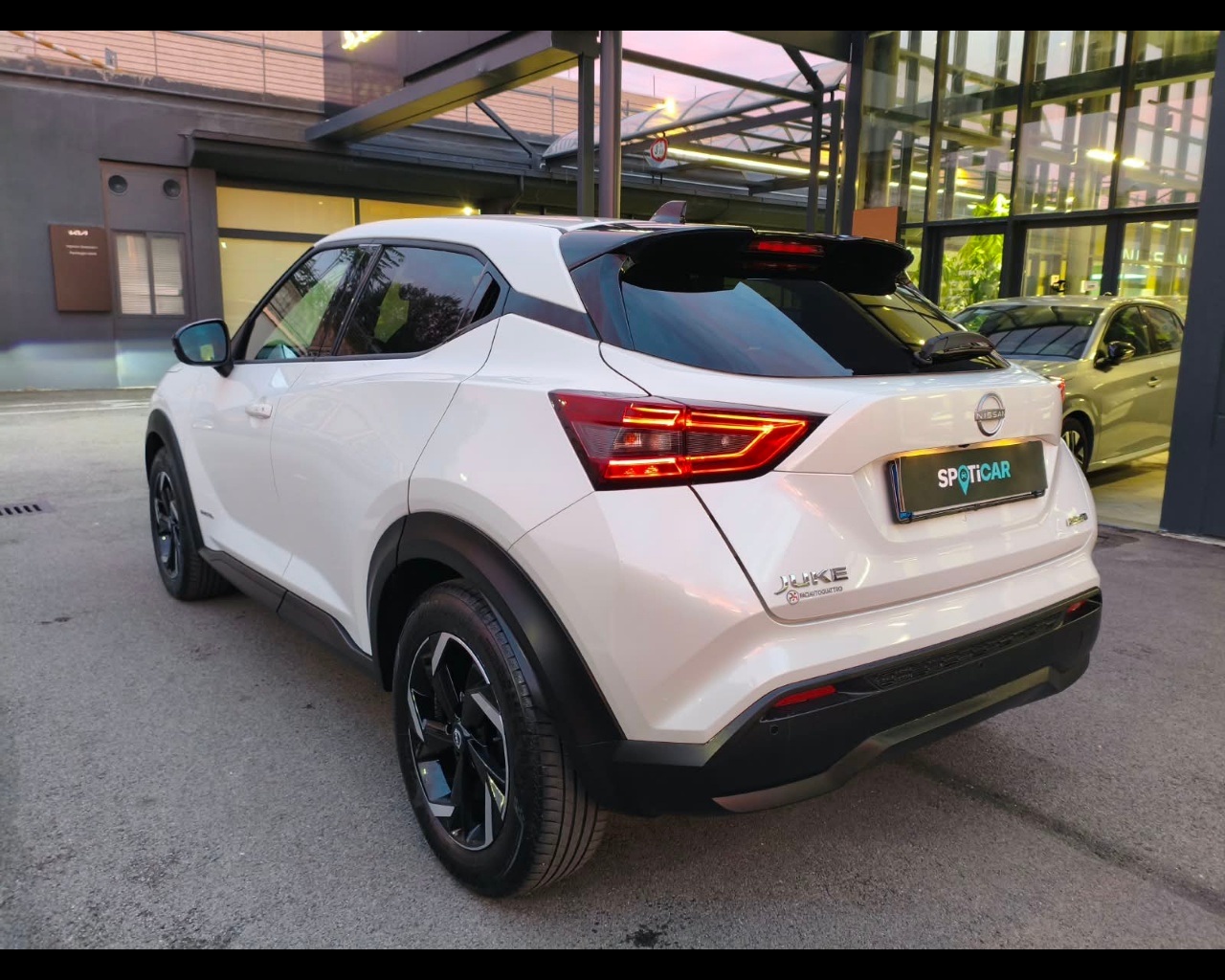 Foto NISSAN Juke 1.6 hev N-Connecta