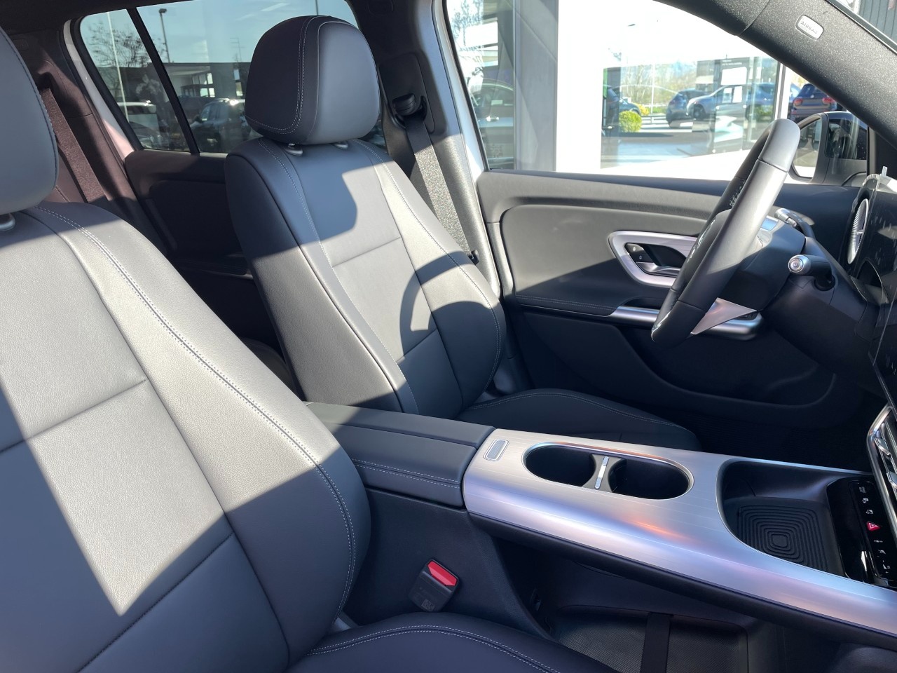 Mercedes GLB Elettrica GLB 250+ con tecnologia EQ Advanced Plus - 14