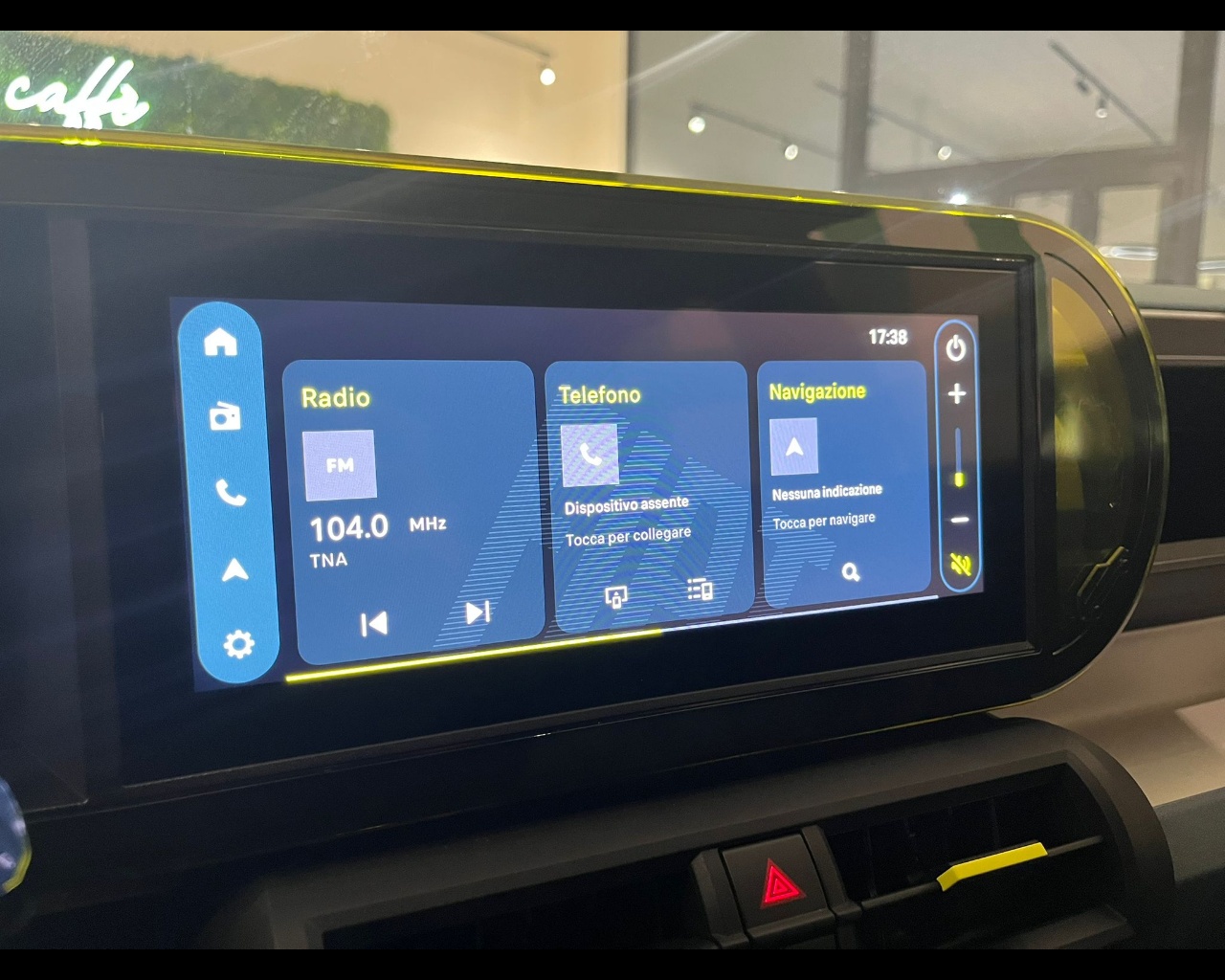 Foto FIAT Grande Panda Hybrid Icon 1.2 Hybrid 100cv