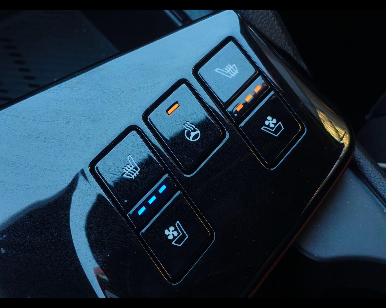 Foto KIA Sportage 1.6 tgdi hev GT-line Plus auto