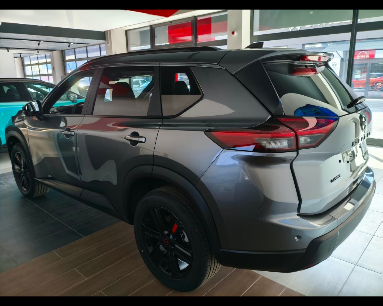 Foto NISSAN X-TRAIL N-TREK E-POWER E-4ORCE 4WD