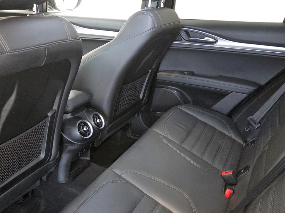 ALFA ROMEO Stelvio 2.2 t Veloce Q4 210cv auto Diesel usato - 16