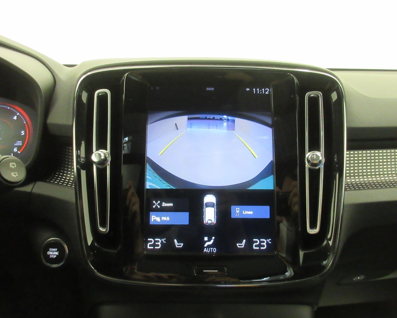 Volvo XC40 XC40 2.0 D4 R-Design AWD Geartronic - 18