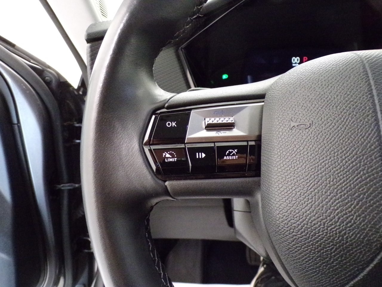 Ds DS4 DS4 1.5 bluehdi Cross Trocadero 130cv auto - 13