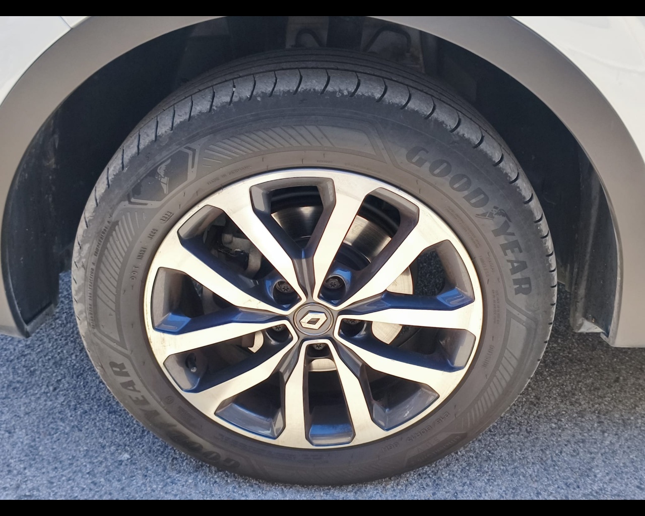Foto RENAULT Kadjar 1.5 dci energy Sport Edition 110cv