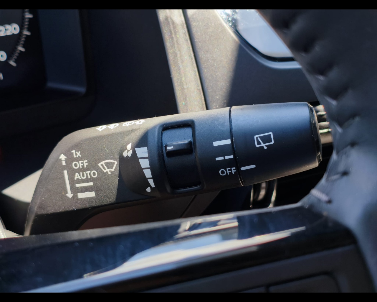 Foto NISSAN Qashqai 1.3 mhev N-Connecta 2wd 140cv