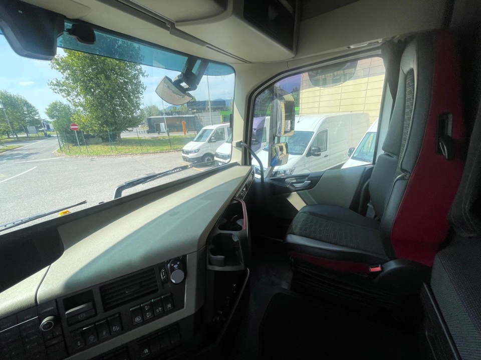 VOLVO FH 500 ADR AT FL EX II - III