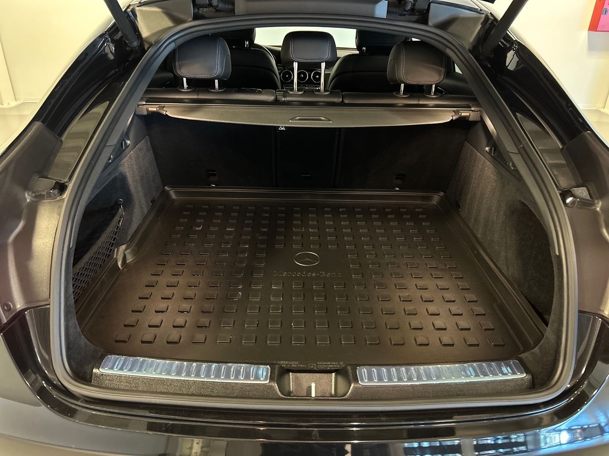 Mercedes GLC Coupé GLC Coupe 200 D Sport 4Matic 9G-Tronic Plus - 8