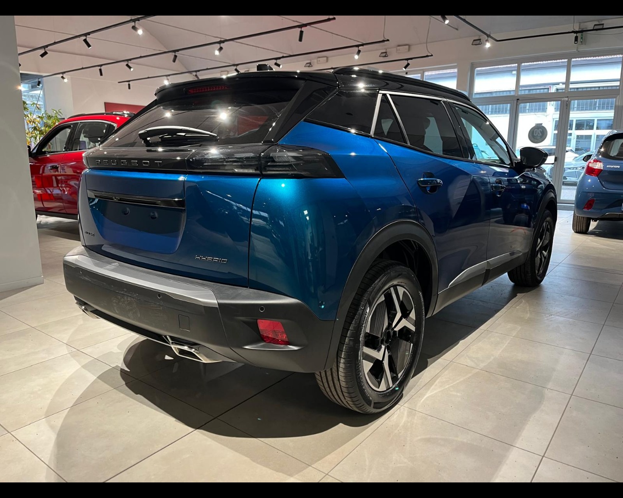 Foto PEUGEOT 2008 1.2 hybrid GT 136cv e-dcs6