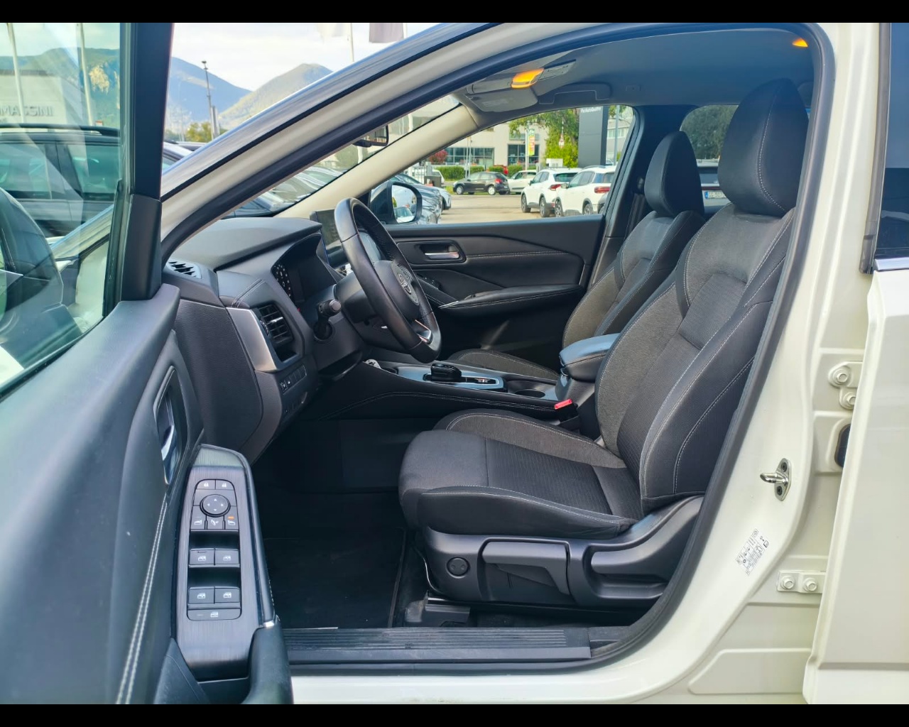 Foto NISSAN Qashqai 1.5 e-power N-Connecta 2wd