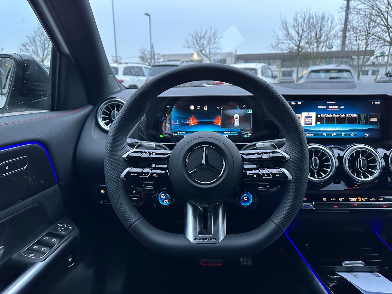 Mercedes-AMG GLA AMG GLA 35 AMG 4Matic ADVANCED PLUS - AMG - 11