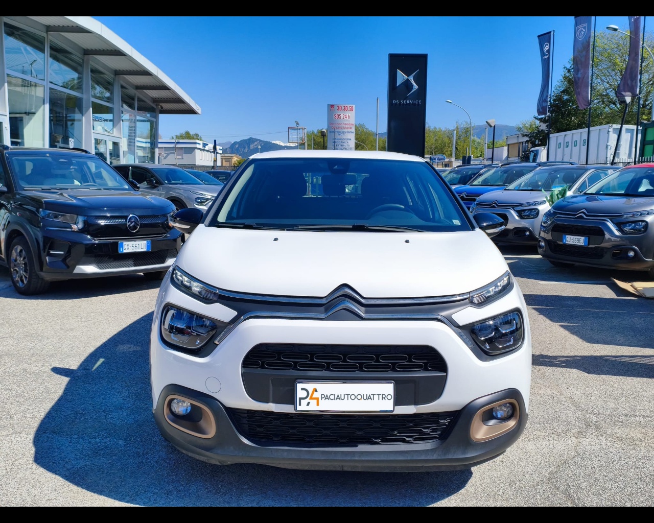Foto CITROEN C3 1.2 puretech C-Series s&s 83cv neopatentati
