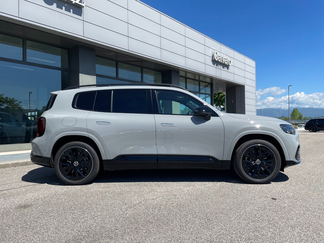 Mercedes GLB Elettrica GLB 250+ con tecnologia EQ Advanced Plus - 4