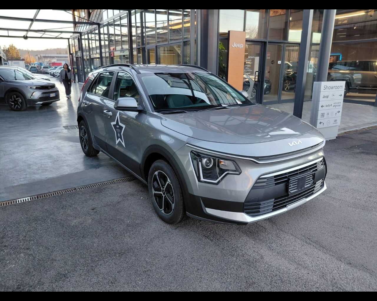 Foto KIA NIRO 1.6 MY25 HEV BUSINESS