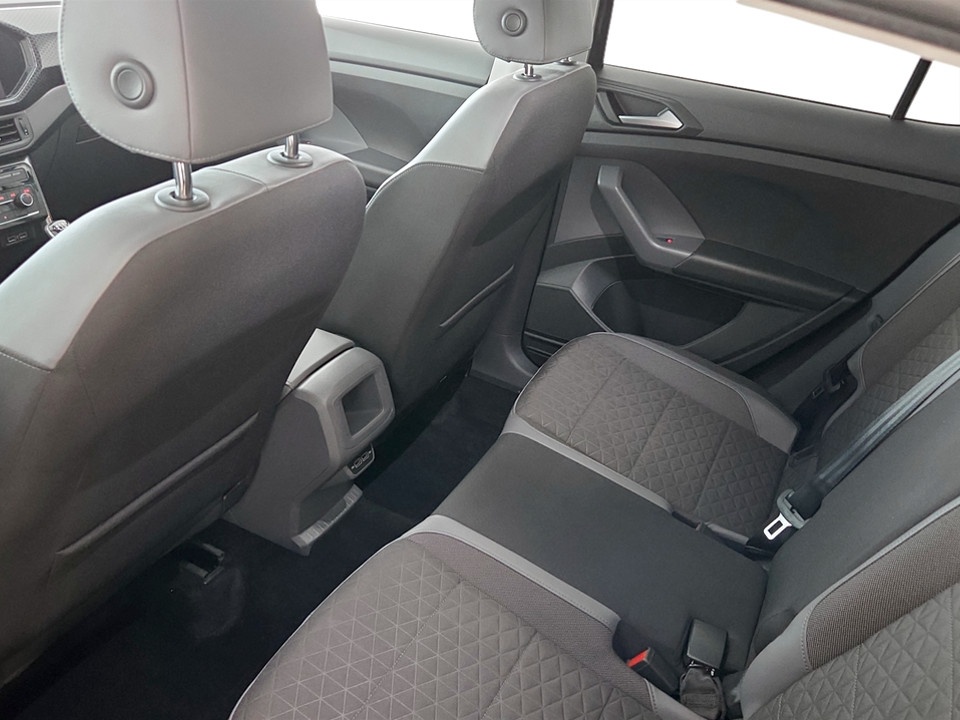 VOLKSWAGEN T-Cross 1.0 tsi First Edition 115cv Benzina usato - 16
