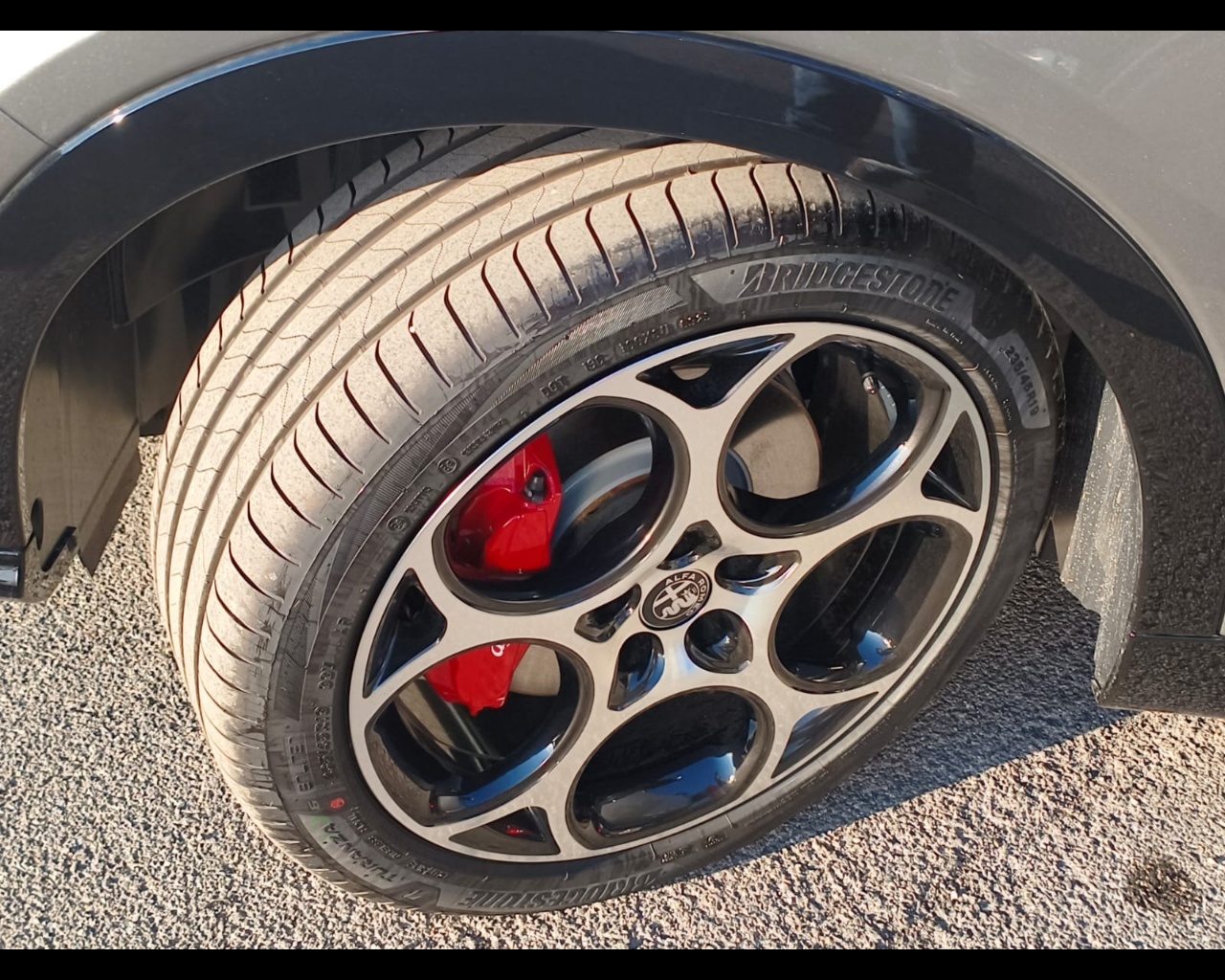 Foto ALFA ROMEO Tonale 1.5 hybrid Veloce 160cv tct7