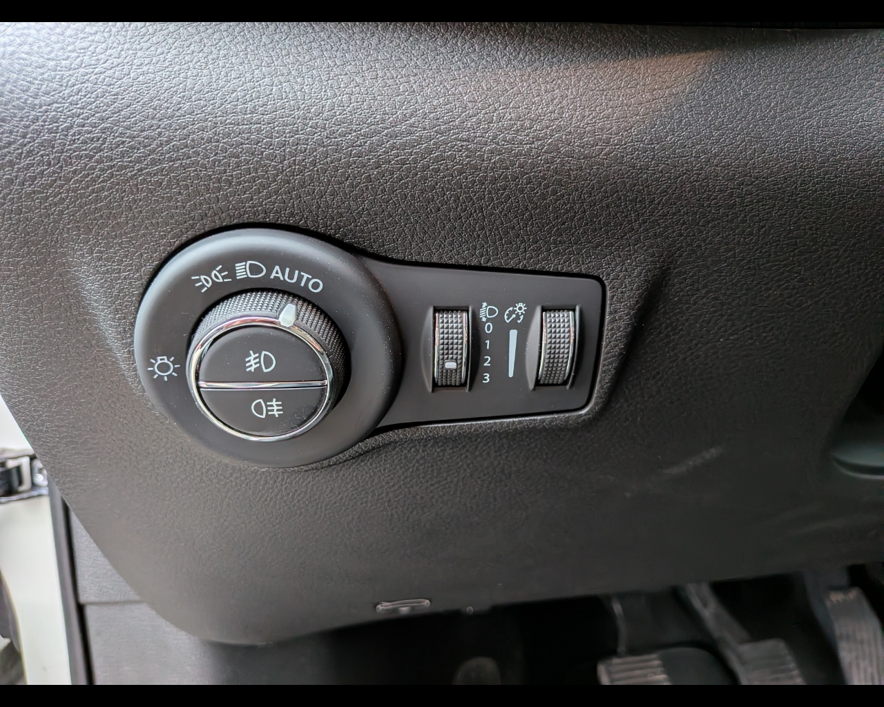 Foto JEEP Compass 1.6 mjt S 2wd 130cv