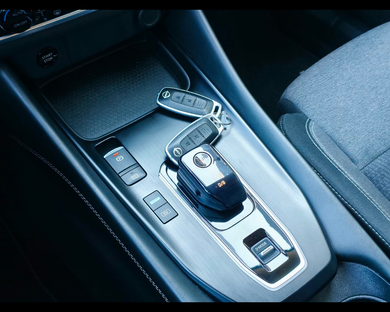 Foto NISSAN Qashqai 1.5 e-power N-Connecta 2wd