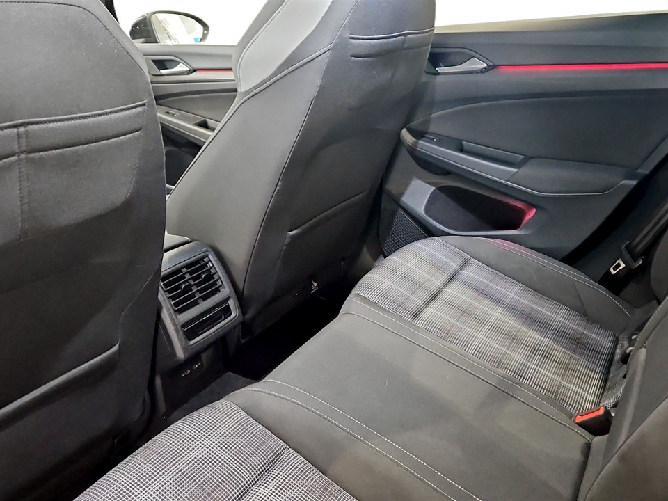 VOLKSWAGEN Golf 2.0 tdi GTD 200cv dsg Diesel usato - 17