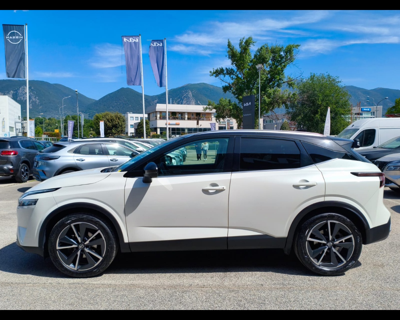 Foto NISSAN Qashqai 1.3 mhev Tekna 4wd 158cv xtronic