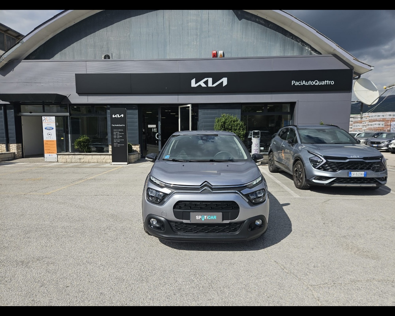 Foto CITROEN C3 1.2 puretech Max s&s 110cv