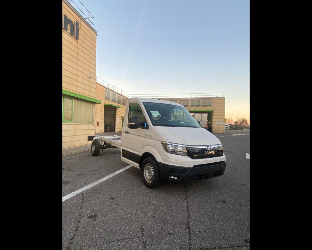 MAN TGE 3.160 TELAIO CAB SINGOLA P. 4490 MANUALE