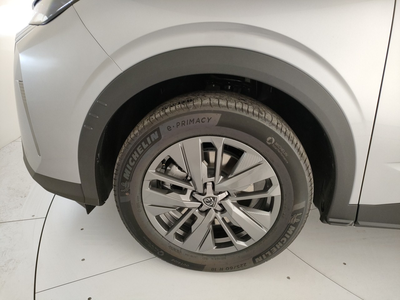 Peugeot 5008 Nuovo Ibrido benzina 5008 Porto Mantovano