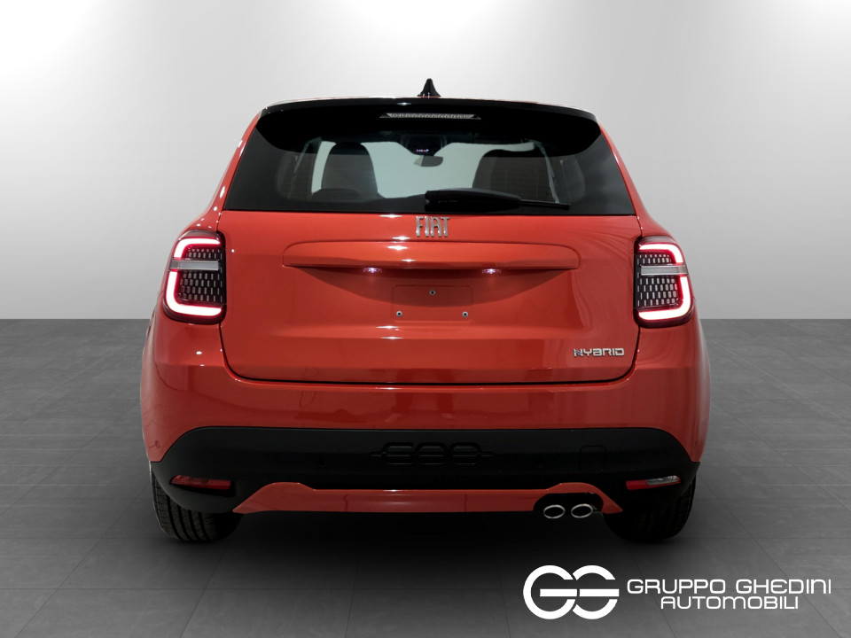 FIAT 600 Hybrid Icon 1.2 Hybrid 145cv Ibrida km0 - 4