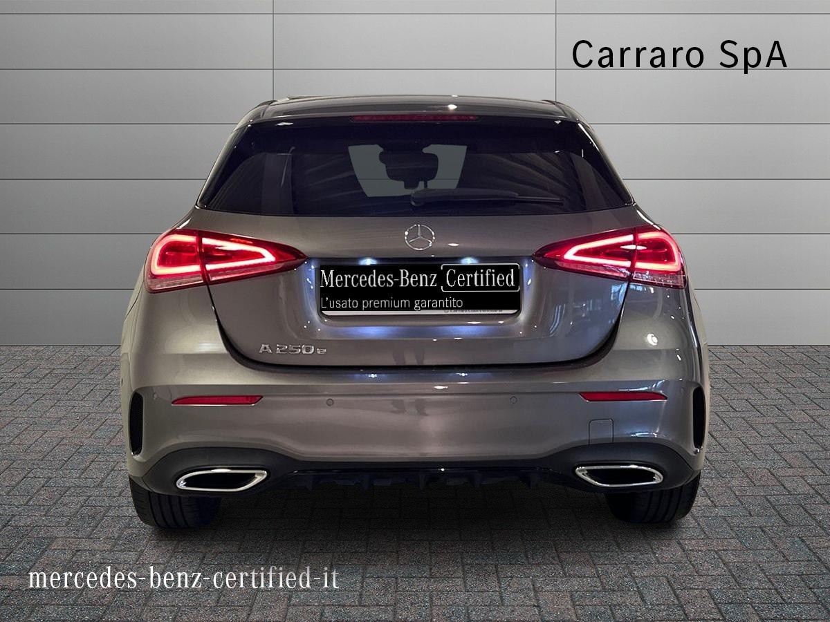 Mercedes Classe A Classe A 250 e EQ-POWER Premium 7G-DCT - 4