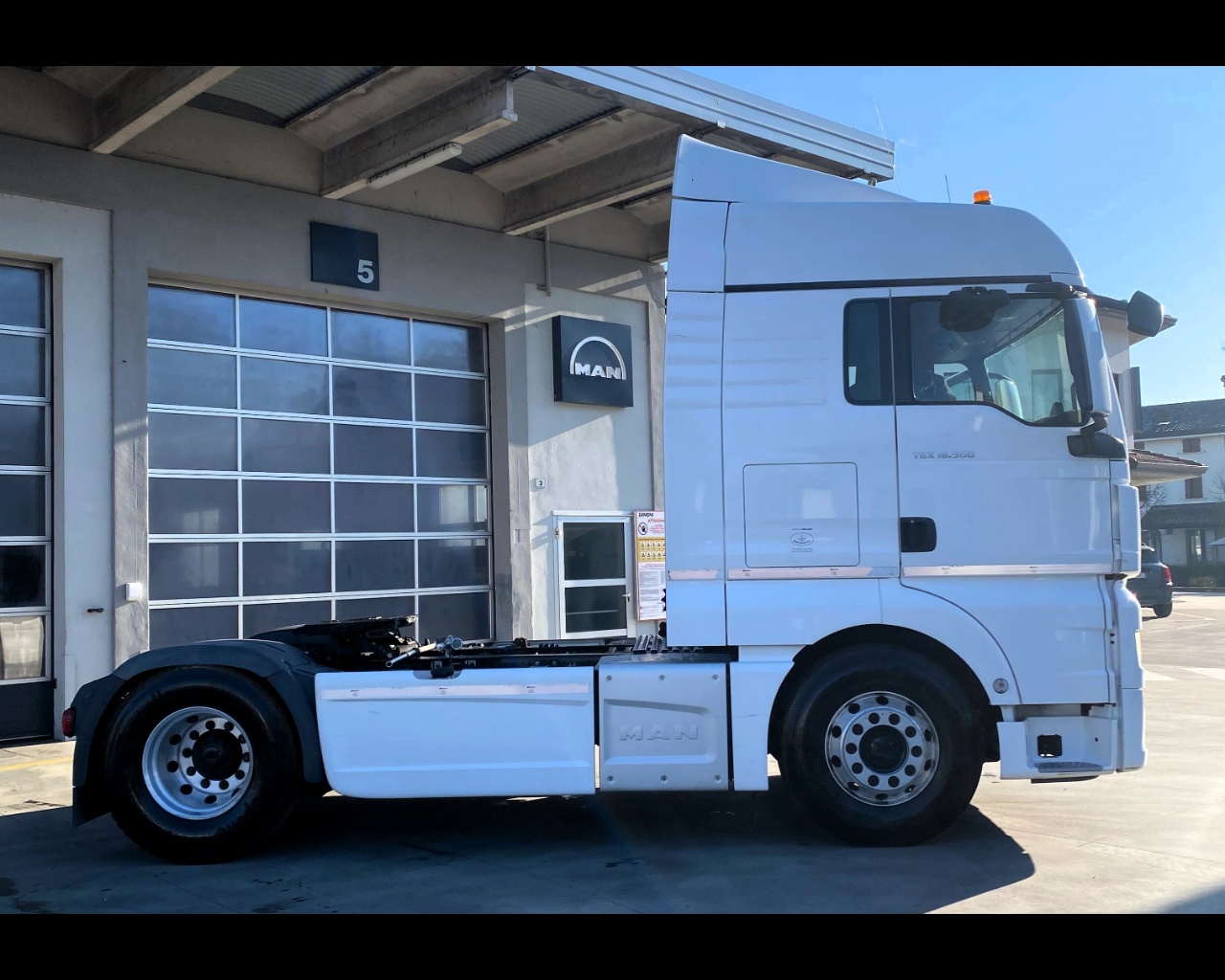 MAN TGX 18.500 4X2 BLS  ADR COMPLETA