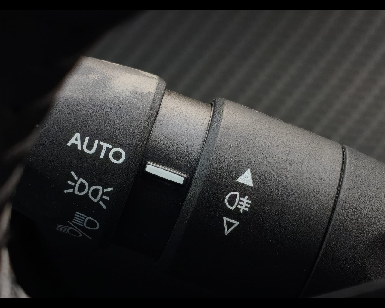 Foto PEUGEOT 2008 1.2 puretech Allure s&s 100cv