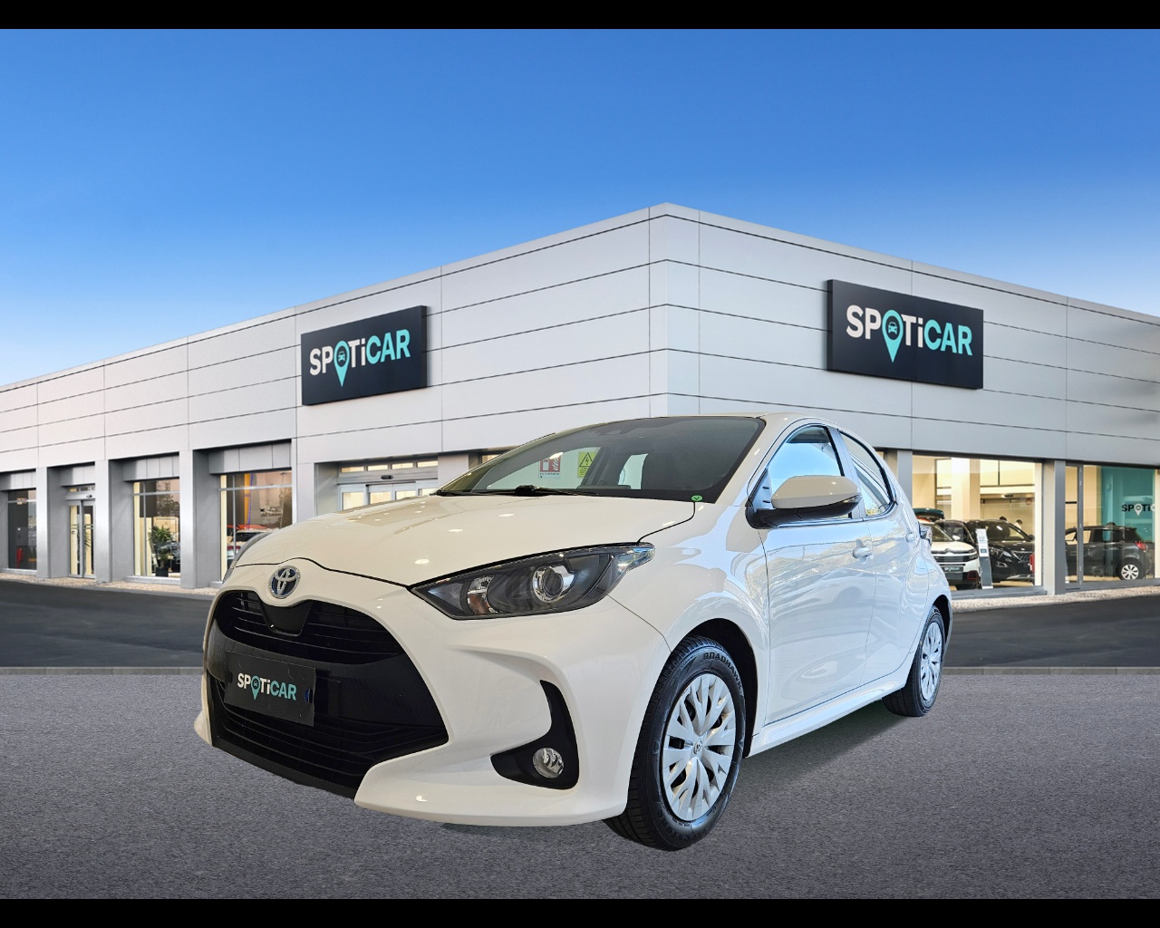 TOYOTA Yaris Yaris 1.5h Business Ibrido benzina Usato