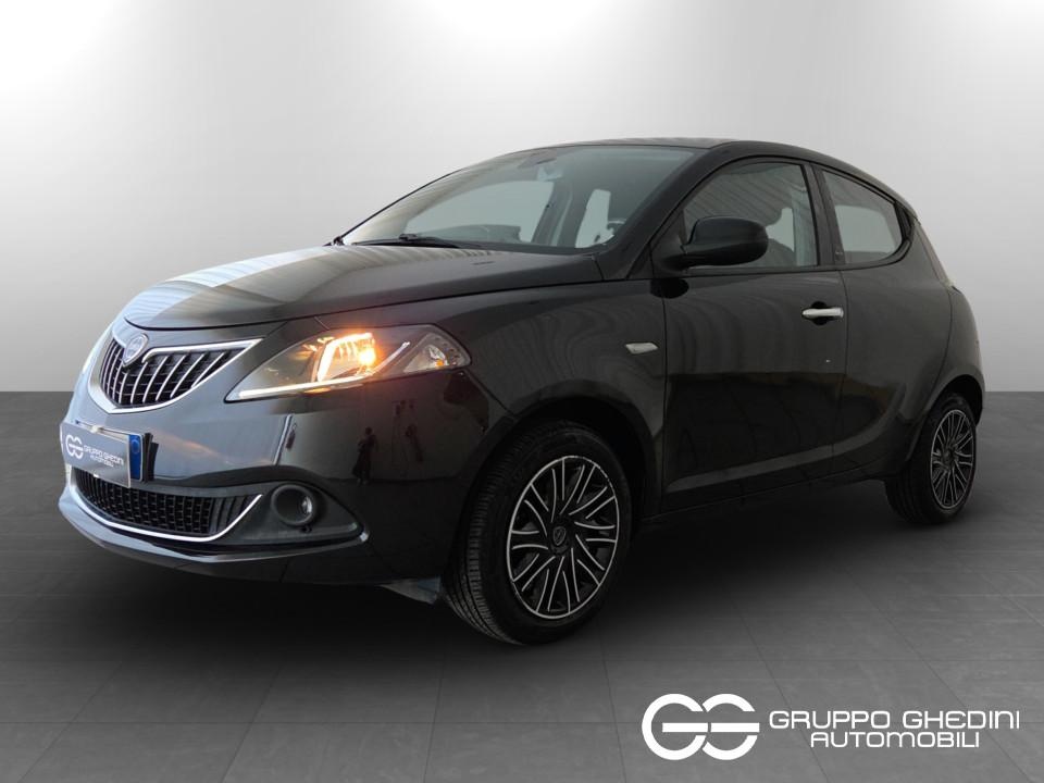 LANCIA Ypsilon 1.0 firefly hybrid Gold s&s 70cv Ibrida usato