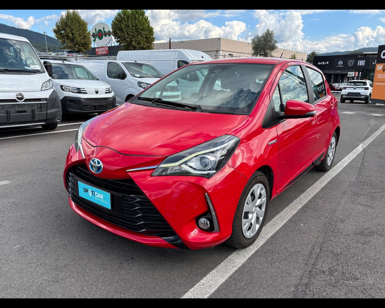 TOYOTA Yaris 5p 1.5h Active  Usata