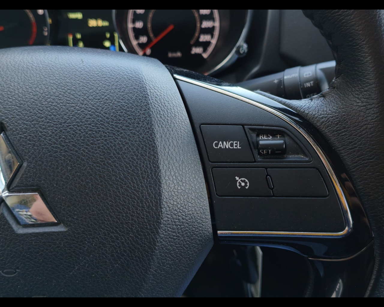 Foto MITSUBISHI ASX 1.6 Instyle navi 2wd Gpl