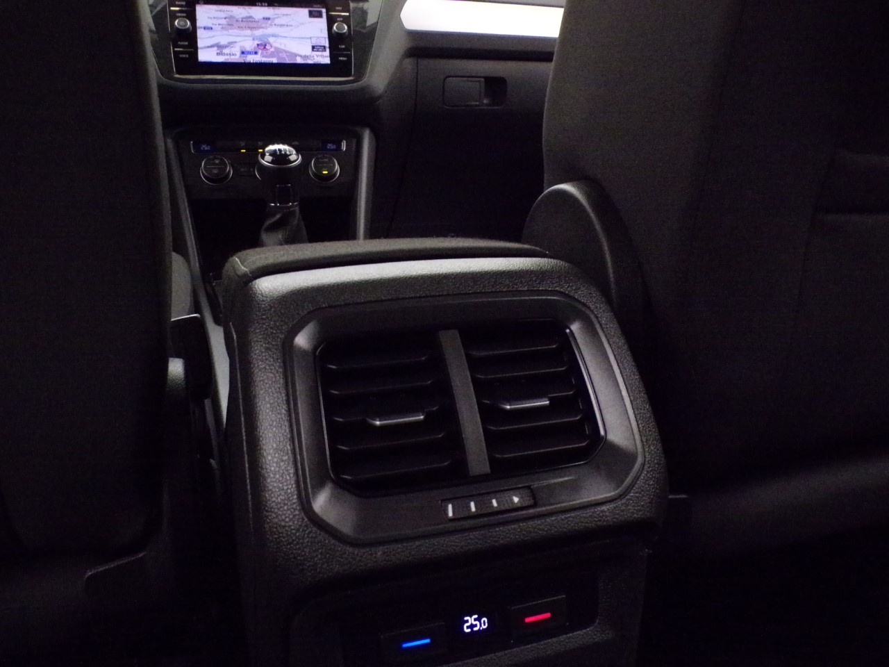 Volkswagen Tiguan Tiguan 1.5 TSI ACT BlueMotion 130cv Business - 14