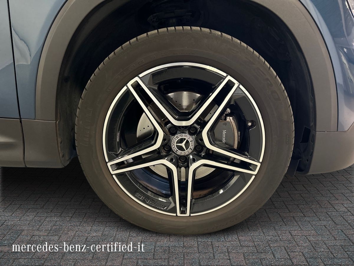 Mercedes GLB GLB 180 D Premium 8G-DCT - 17