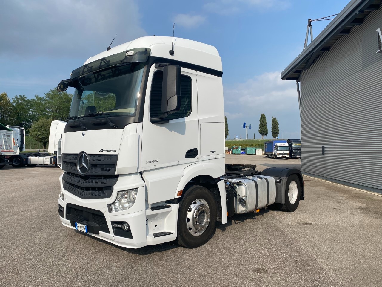 Mercedes Actros actros 1848 LS cab. Str.Sp. 2,3 Euro VI - 4