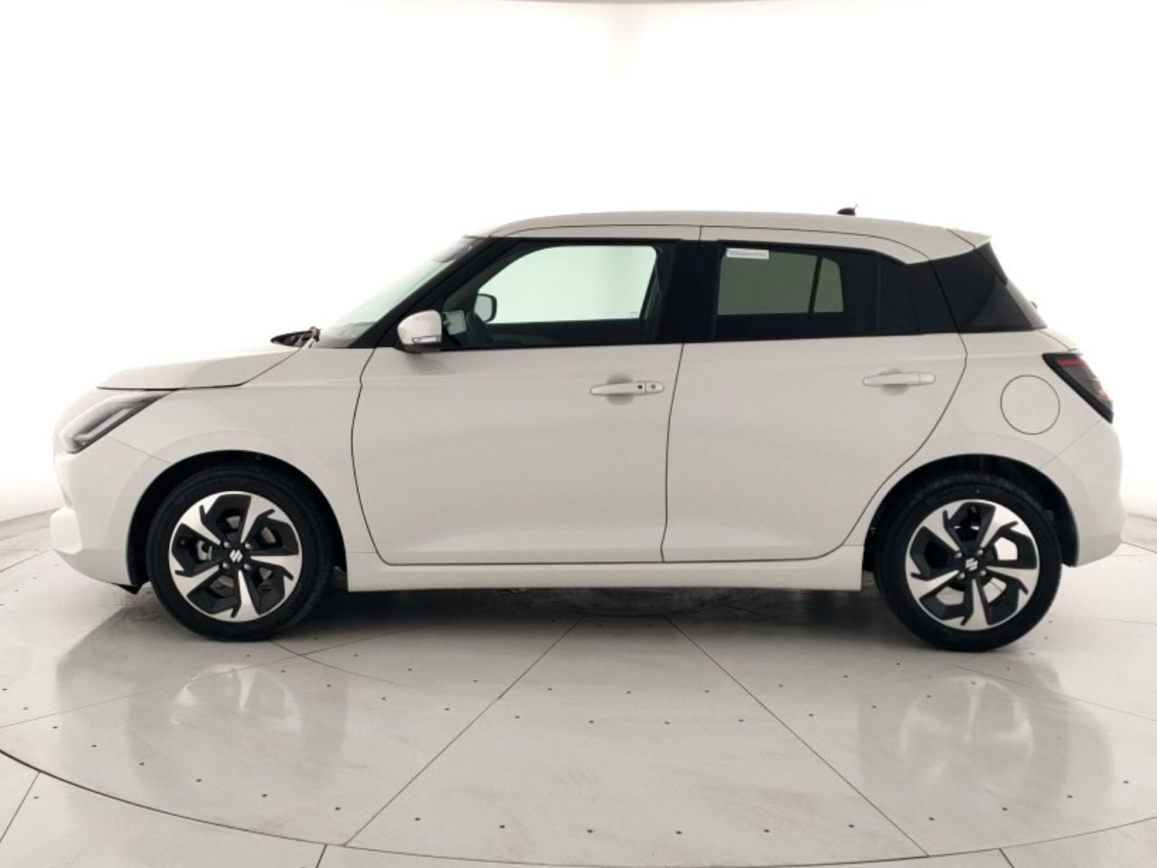 Suzuki Swift Nuovo Ibrido benzina Swift Porto Mantovano