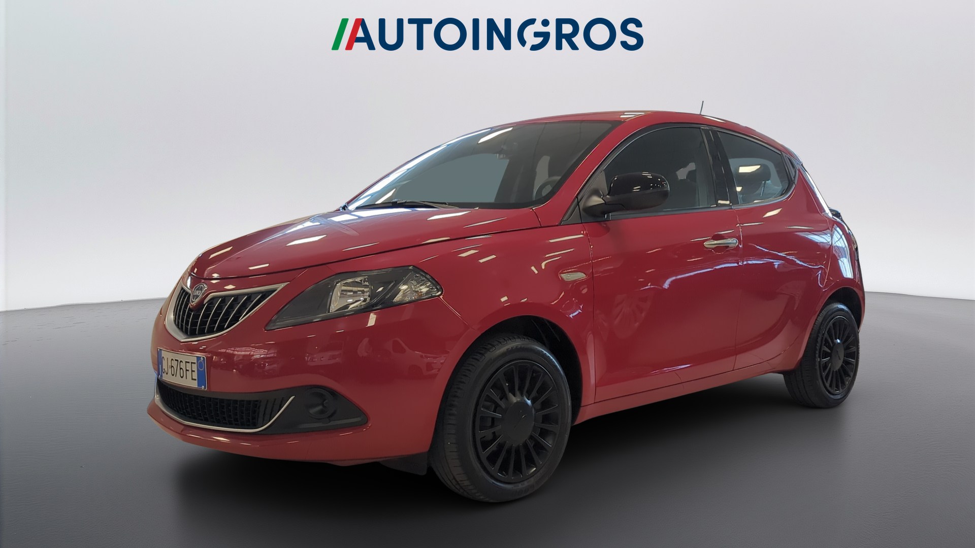 LANCIA Ypsilon Ypsilon 1.0 firefly hybrid Silver s&s 70cv
