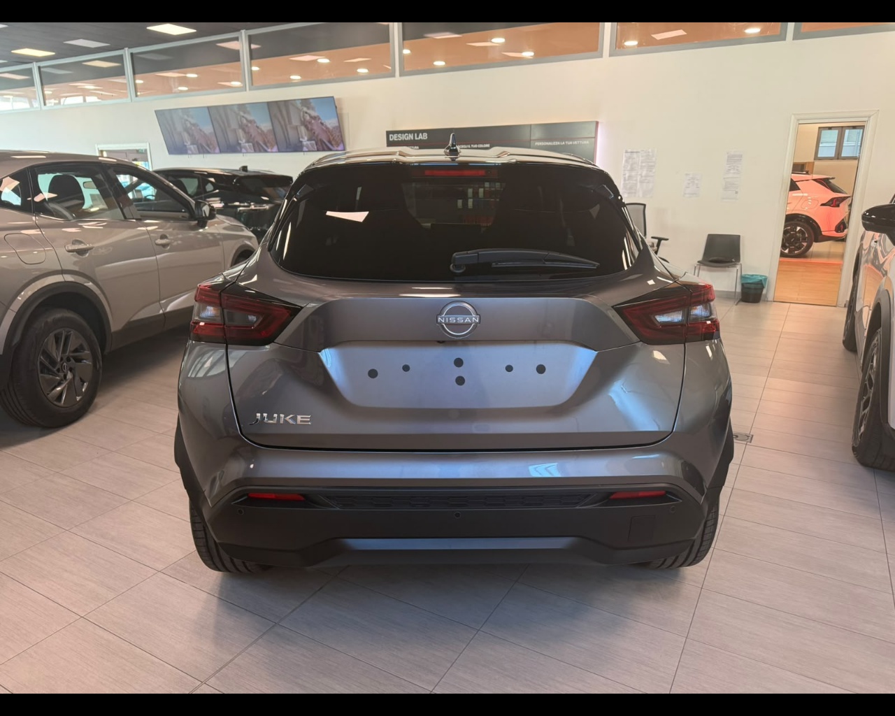 Foto NISSAN JUKE N-CONNECTA MT