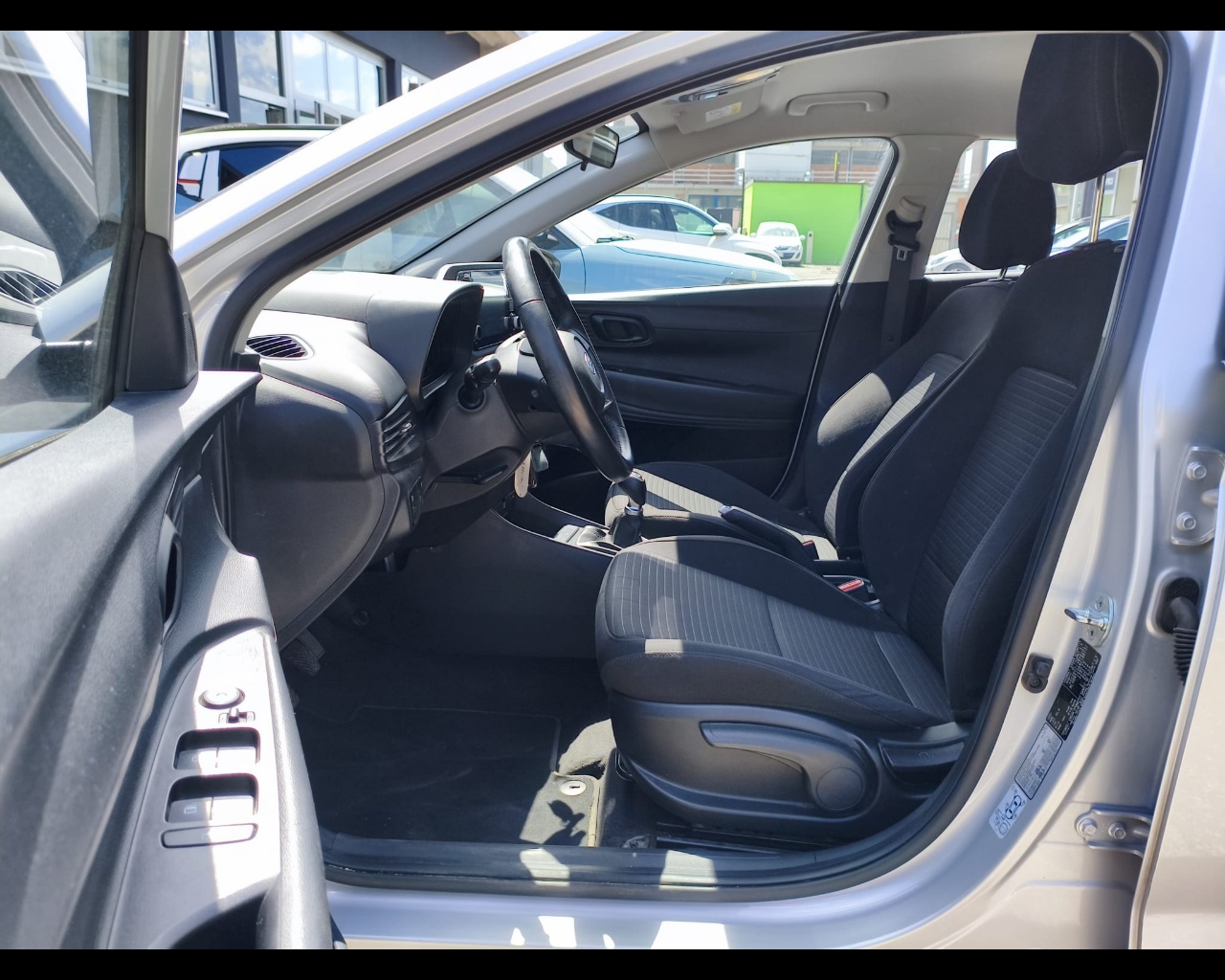 Foto HYUNDAI i20 1.2 mpi Connectline