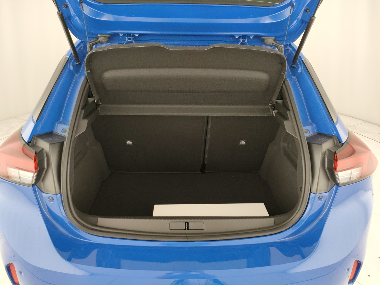 Opel Corsa Nuovo Benzina Corsa Porto Mantovano