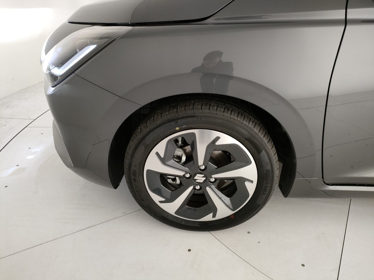 Suzuki Swift Nuovo Ibrido benzina Swift Porto Mantovano