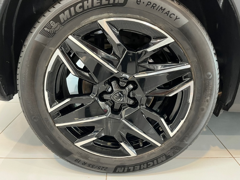 PEUGEOT – 3008 Hybrid 145 e-DCS6 GT