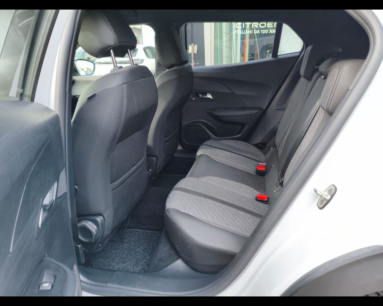 Foto PEUGEOT 2008 1.5 bluehdi Allure s&s 130cv eat8